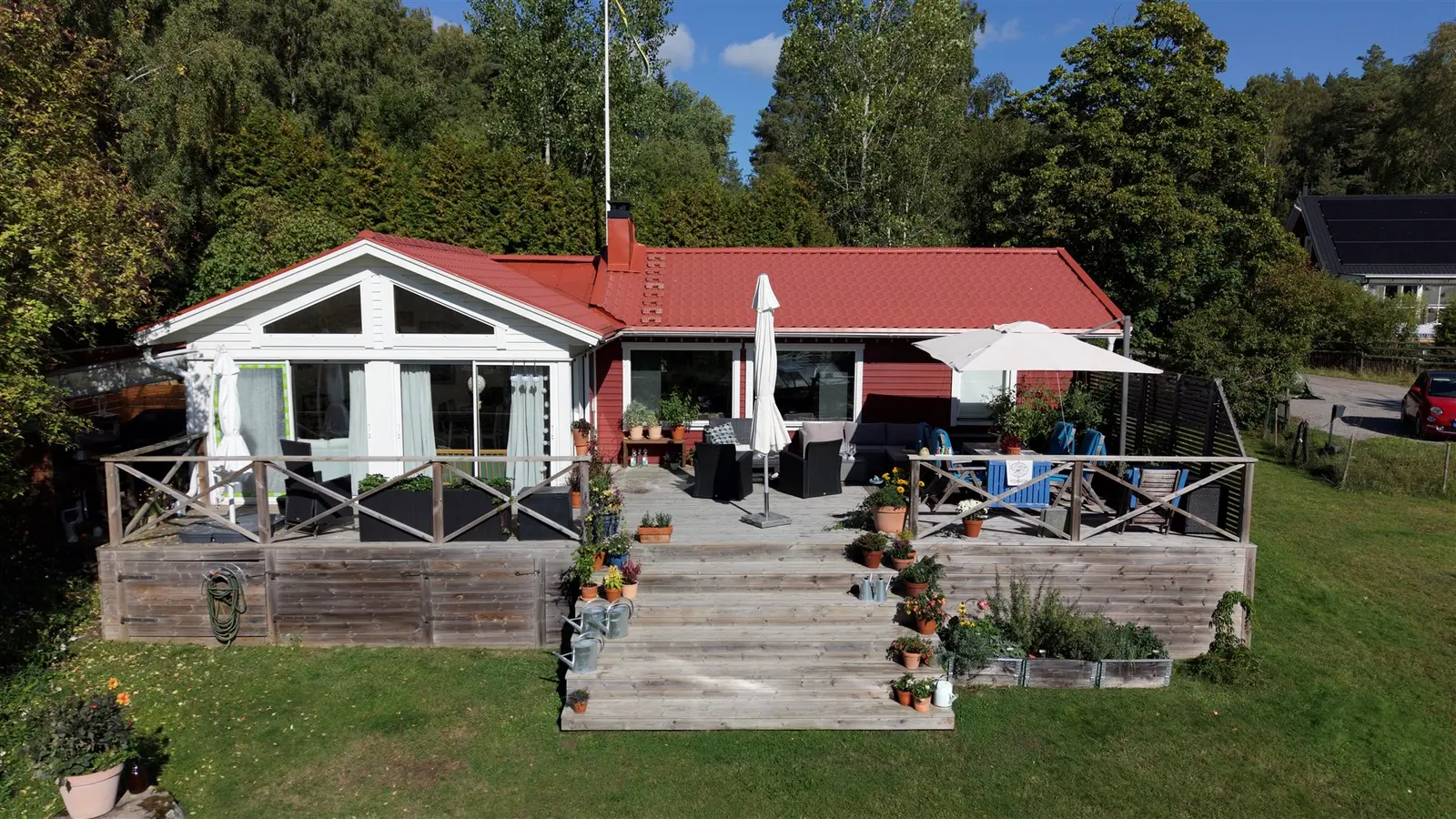 Villa, Bröderna Larssons väg 3, Stockholm. Bild 1 av 4