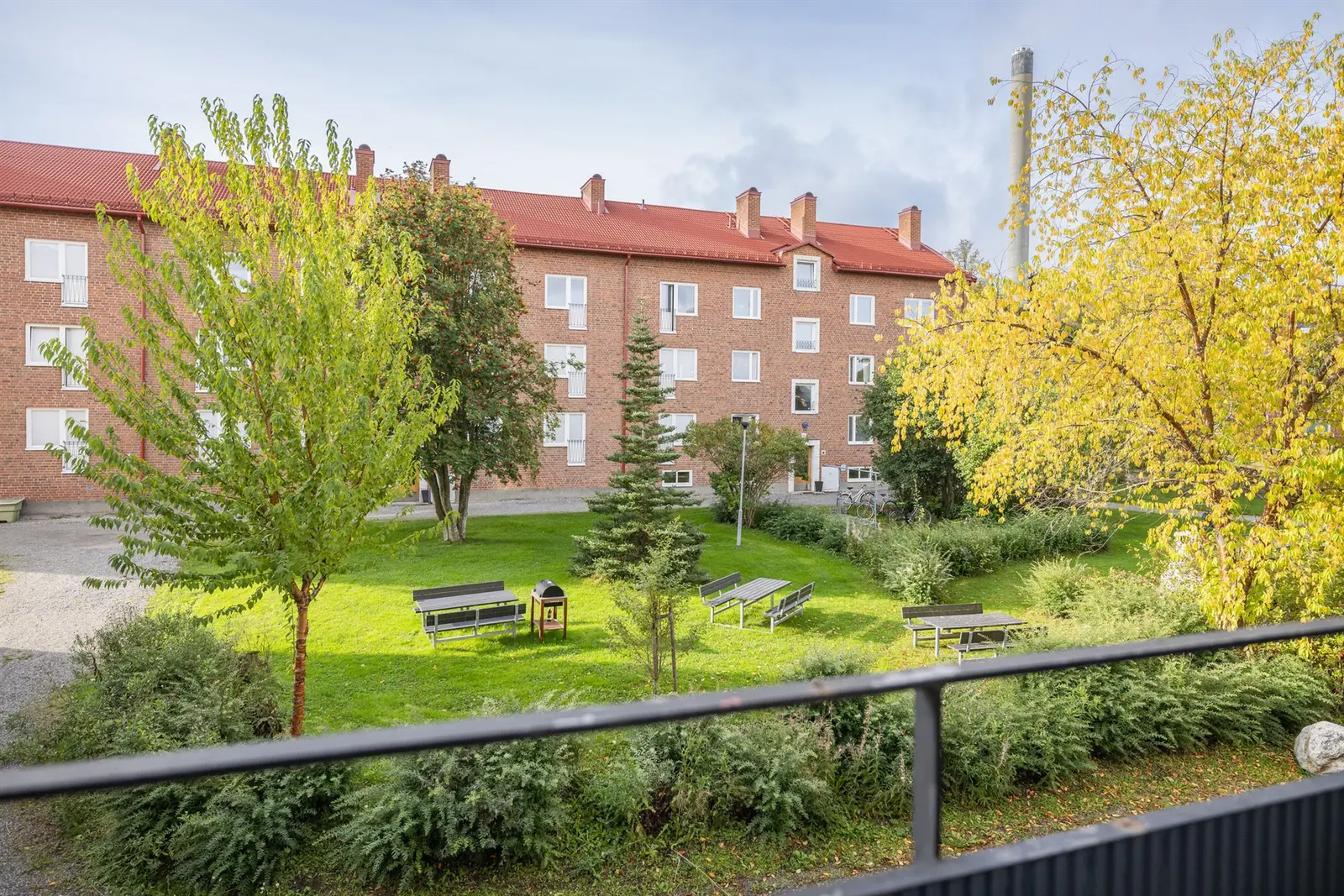 Lägenhet, Hårdvallsgatan 12, Västernorrland. Bild 1 av 16