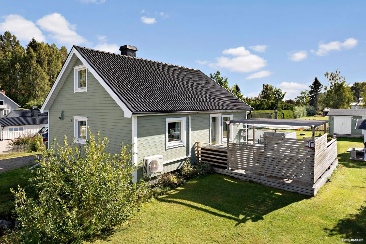 House, Hällavägen 10, Bollnäs. Photo 1 of 21