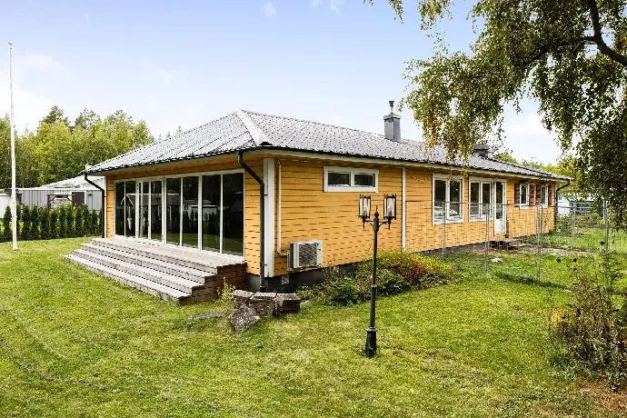 Bild 1 av 32 på Fjärde Tvärgränd