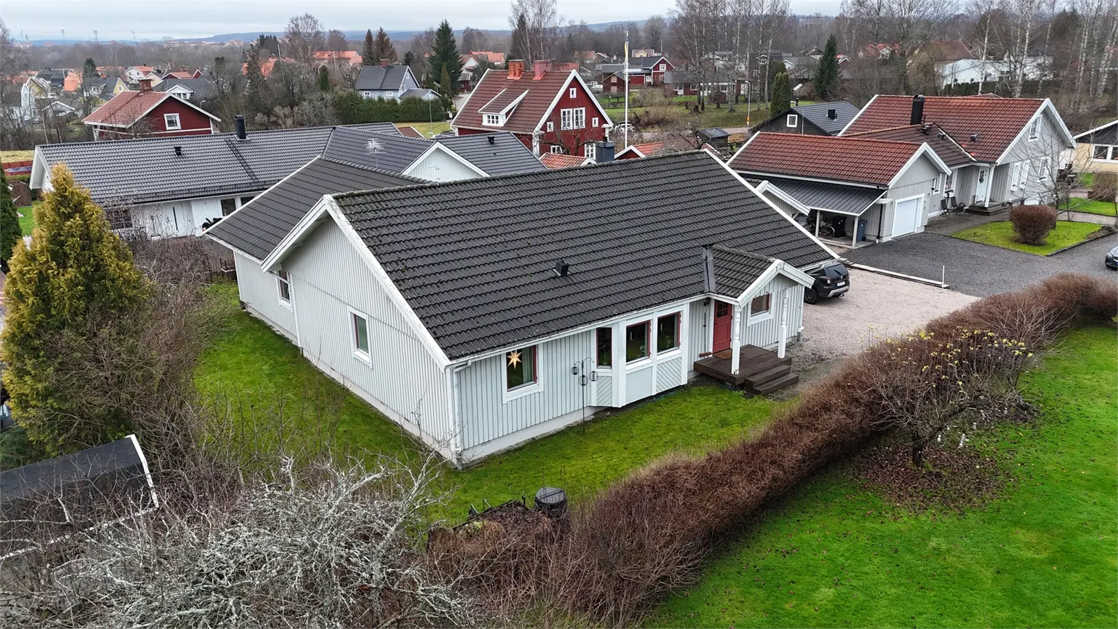 Villa, Finn Jans gata 3D, Borlänge. Bild 1 av 19