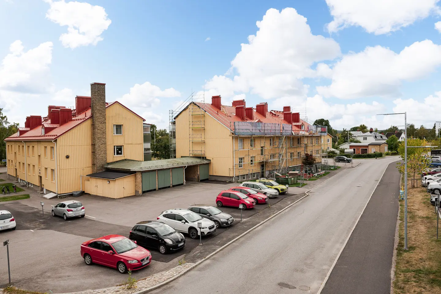 Lägenhet, Södra Bäckvägen 6A. Bild 1 av 15