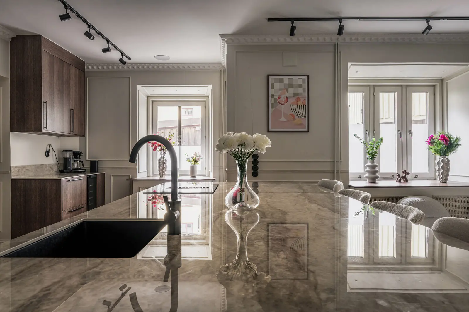 Apartment, Kastellgatan 18B. Photo 1 of 25