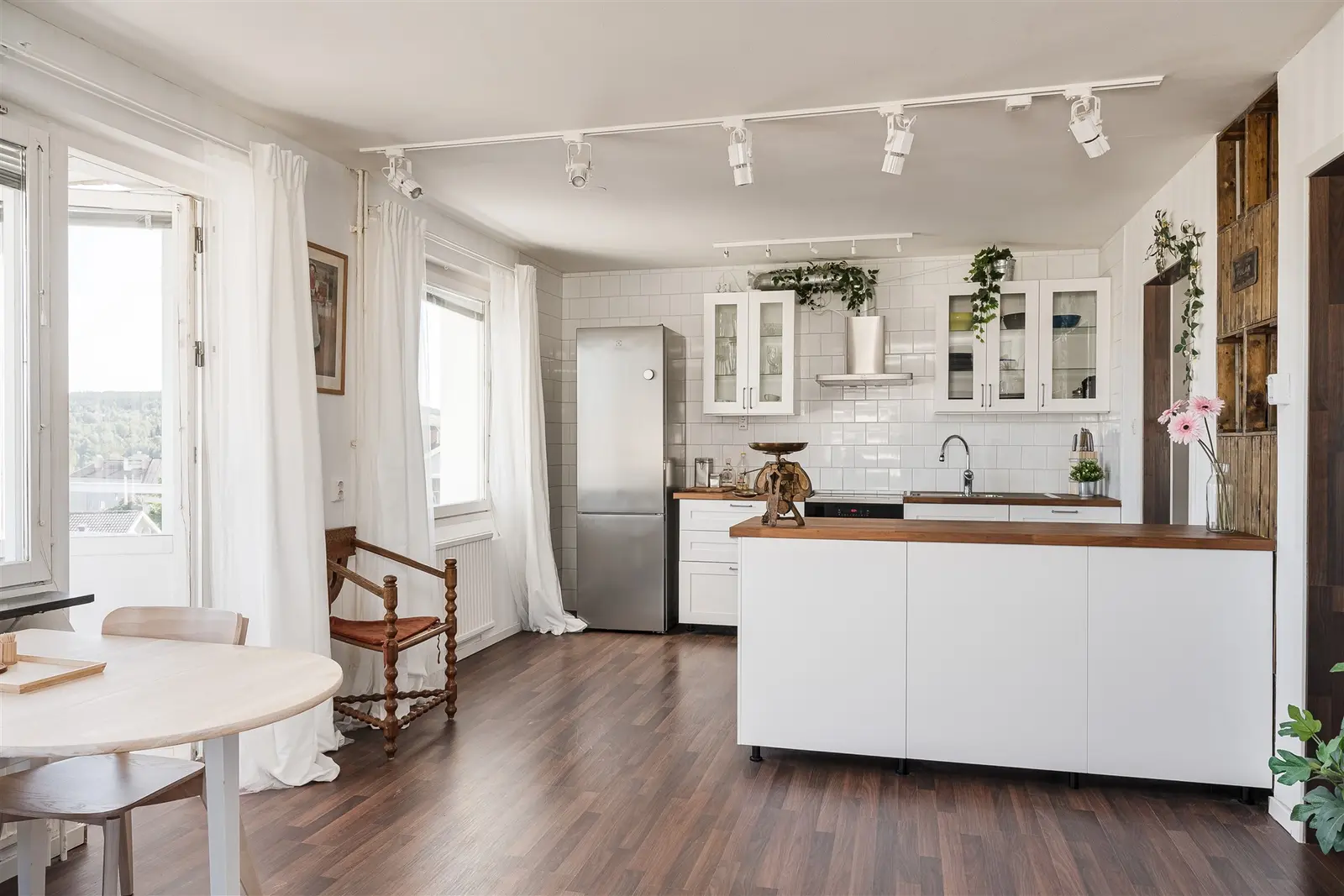 Lägenhet, Gådeåvägen 12, Västernorrland. Bild 1 av 35