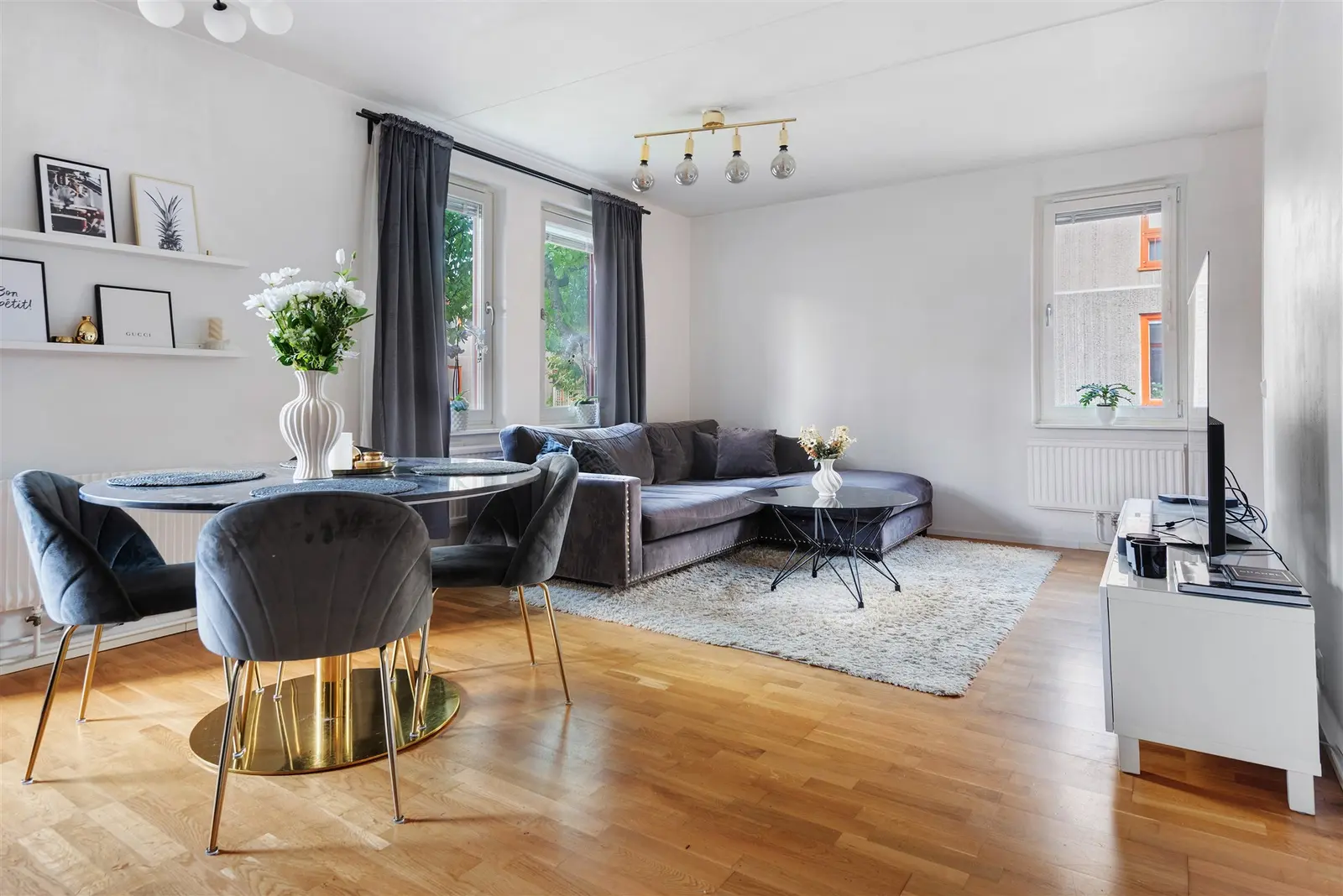 Bild 1 av 22 på Ormingeringen 50b