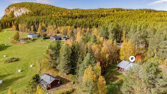 Bild 1 av 34 på Kyrkberg