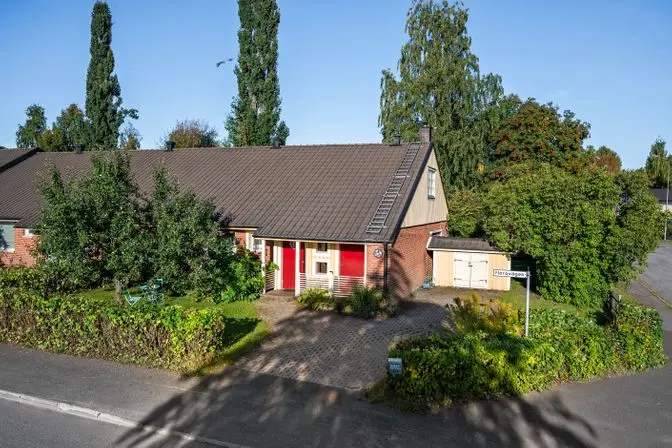 House, Floravägen 61, Skellefteå. Photo 1 of 31