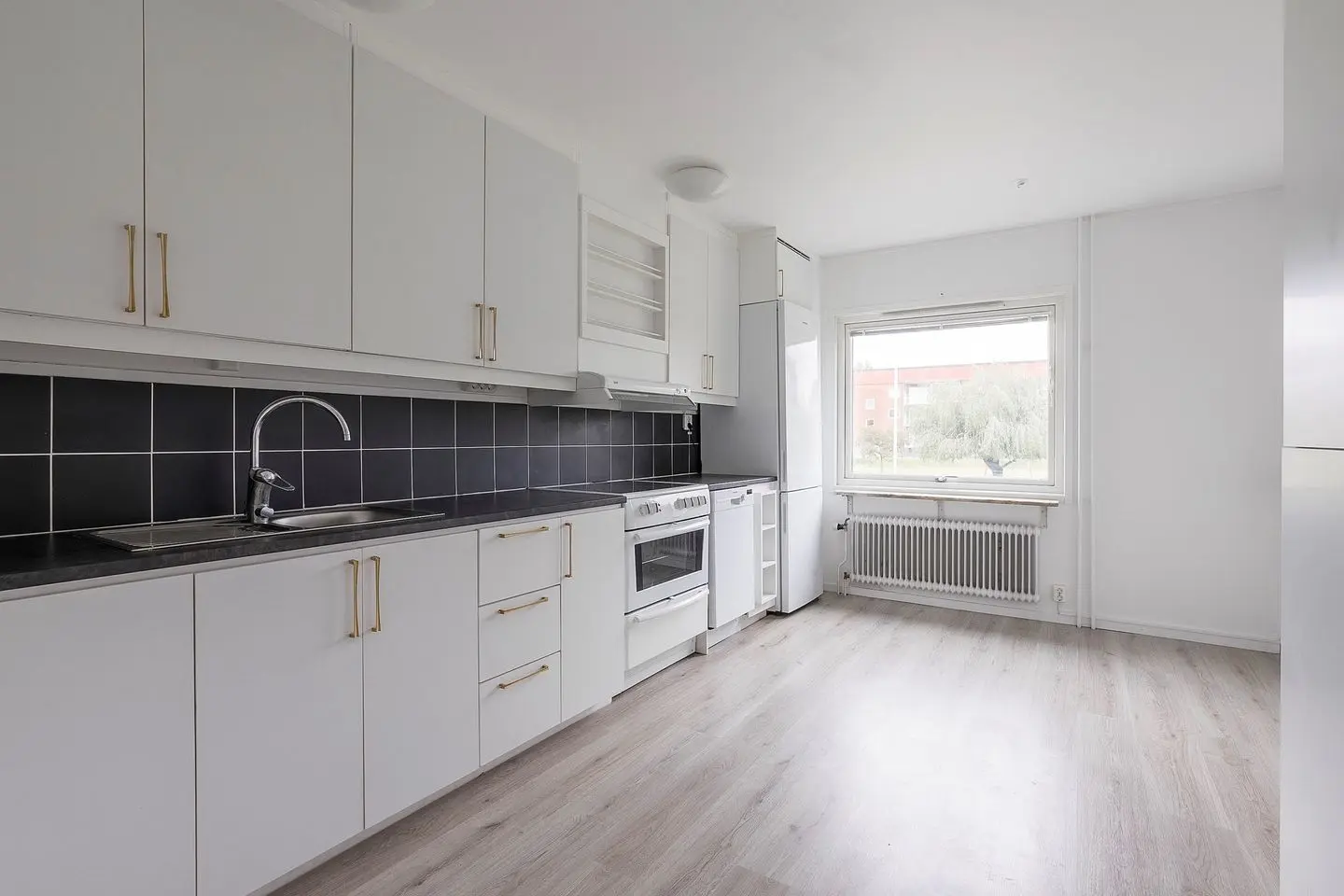 Bild 1 av 16 på Torsgatan 1C