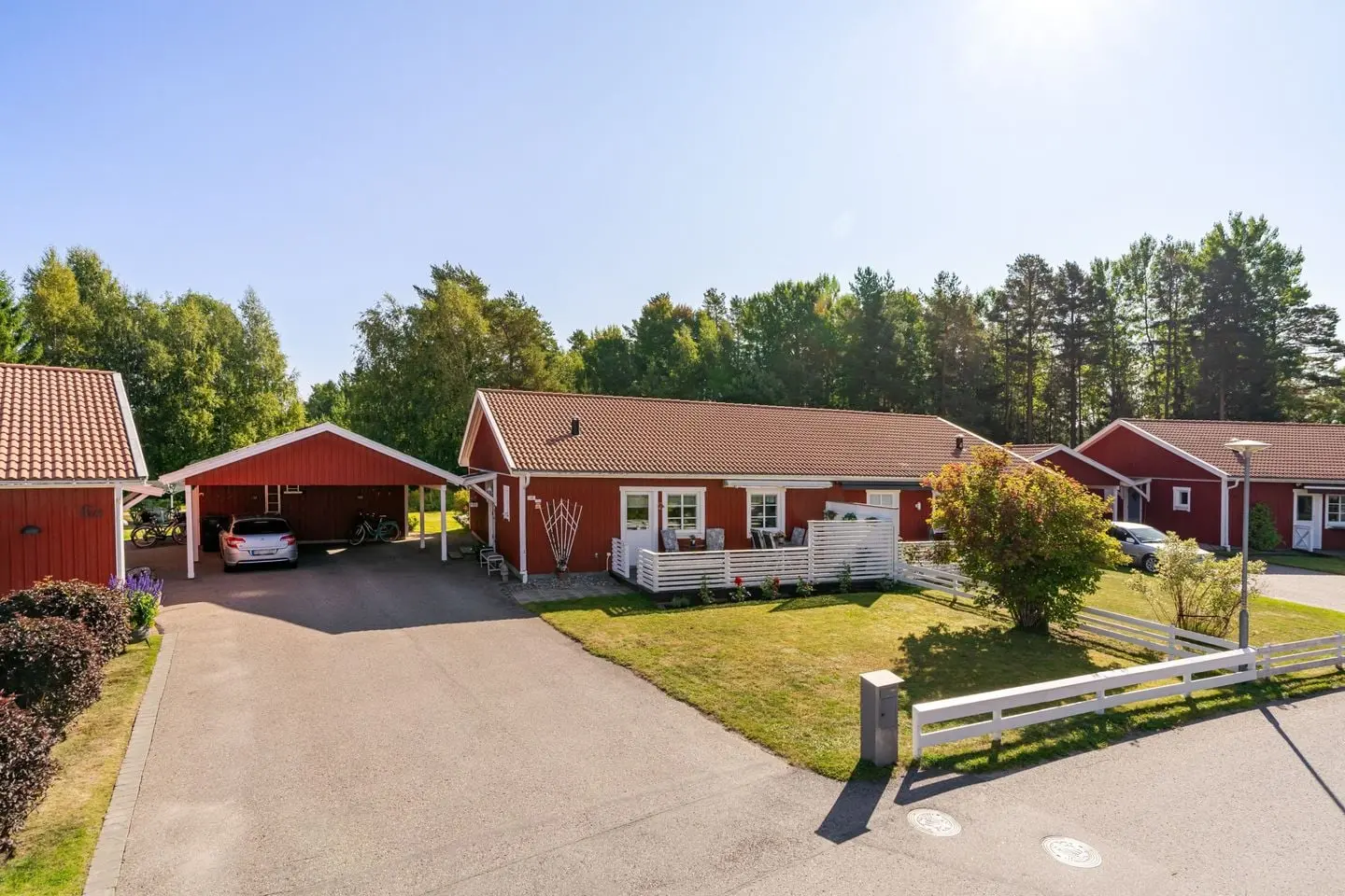 Image 1 of 49 of Hyacintvägen 4B