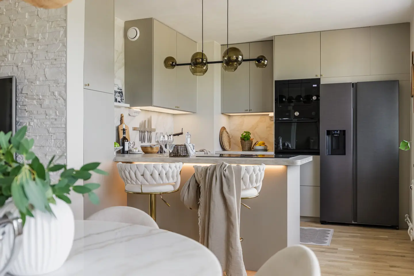 Apartment, Hillmanskroken 6. Photo 1 of 33