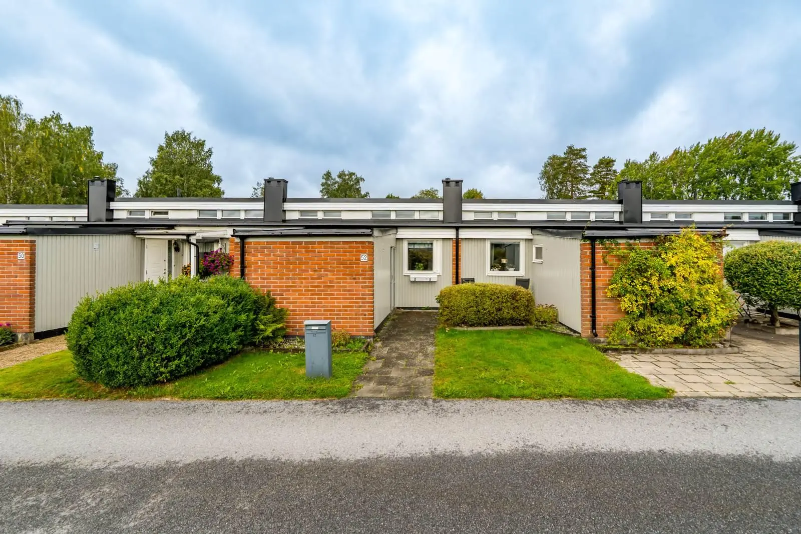 Bild 1 av 27 på Krusbärsgatan 52