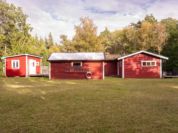 Bild 1 av 37 på Lärbro Stora Banne