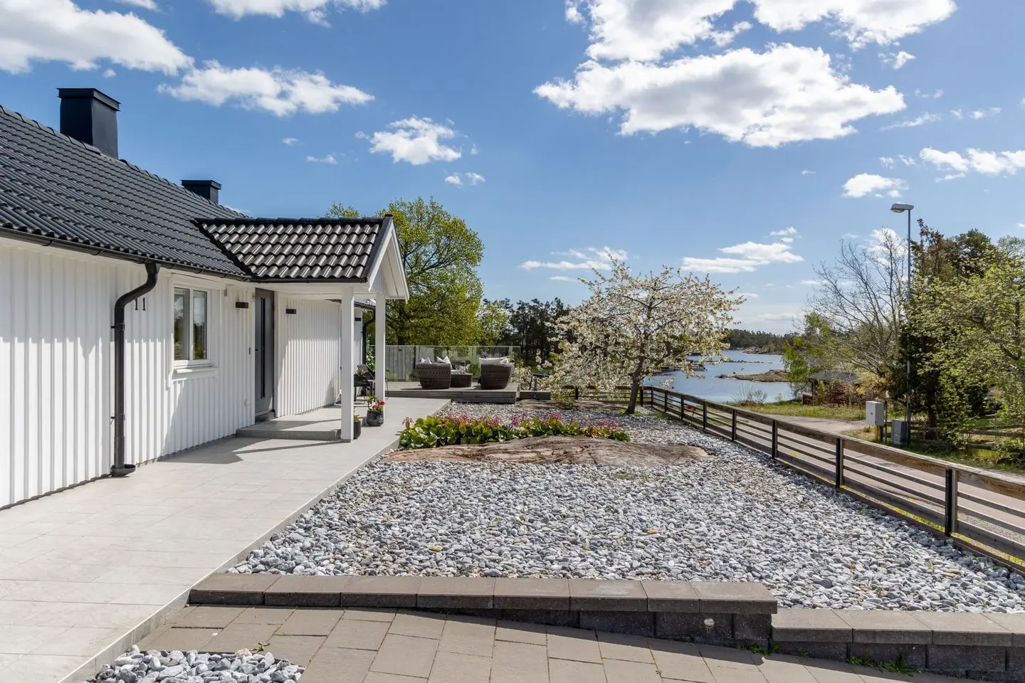 Bild 1 av 40 på Harholmsvägen