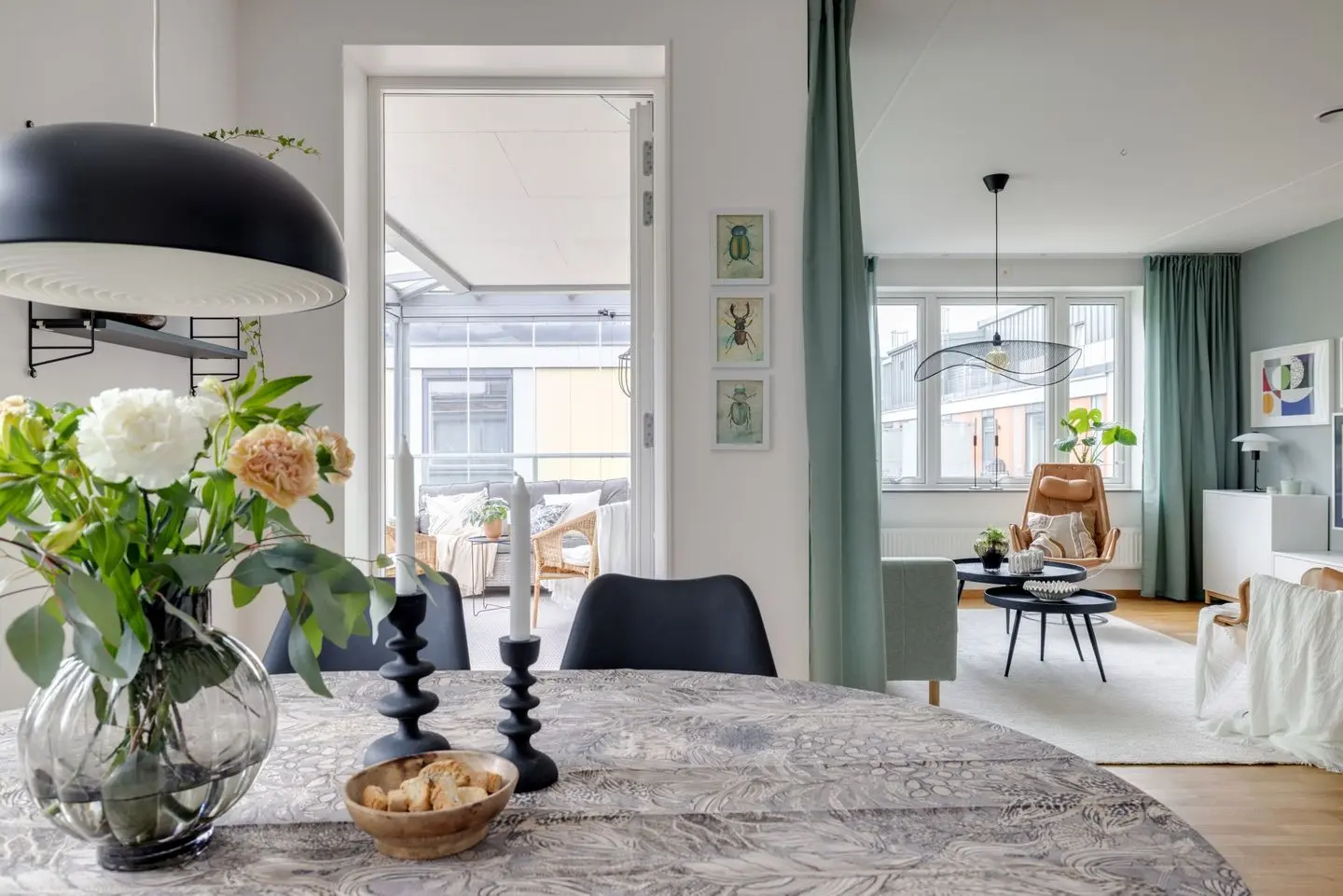 Lägenhet, Vendergatan 16, Kungälv. Bild 1 av 44