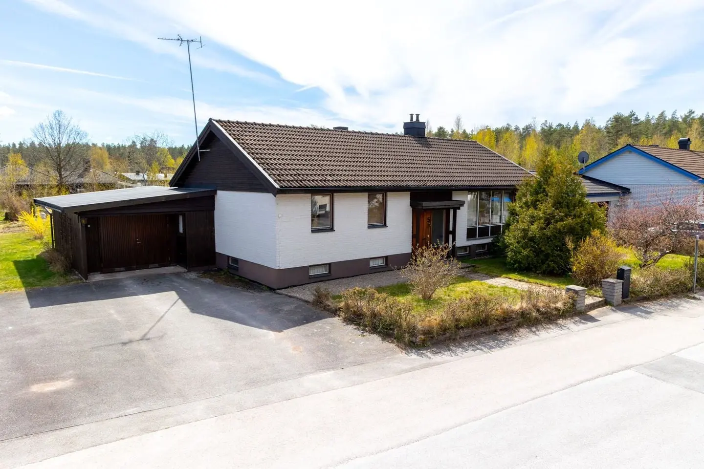 House, Pilvägen 5, Vimmerby. Photo 1 of 39