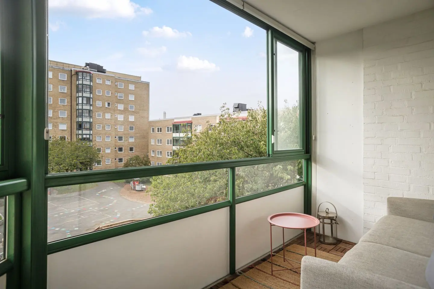 Bild 1 av 15 på Eriksfältsgatan 85B