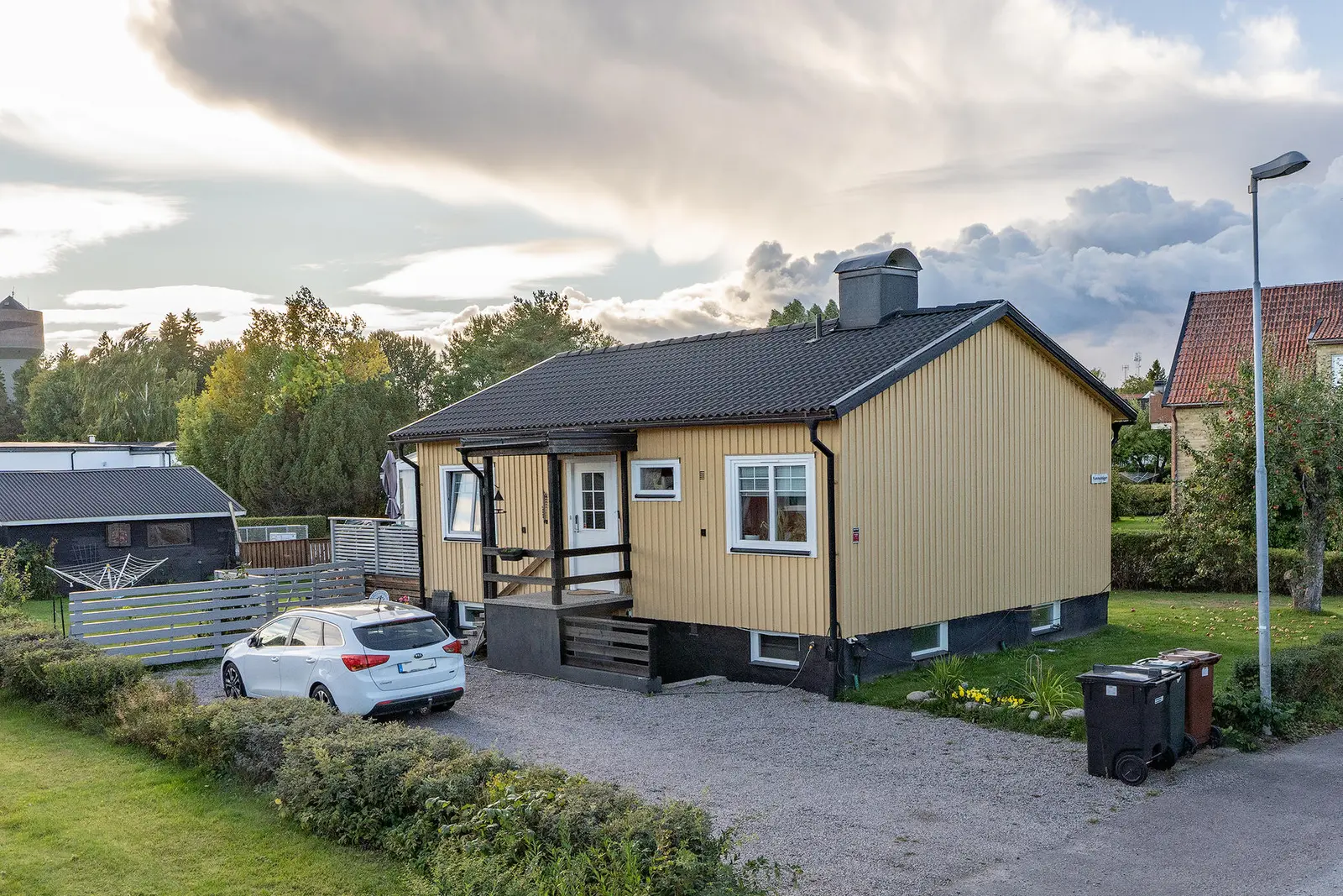 Bild 1 av 4 på Lövåsvägen