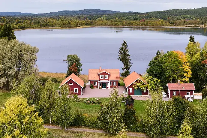 Bild 1 av 40 på Vassbo