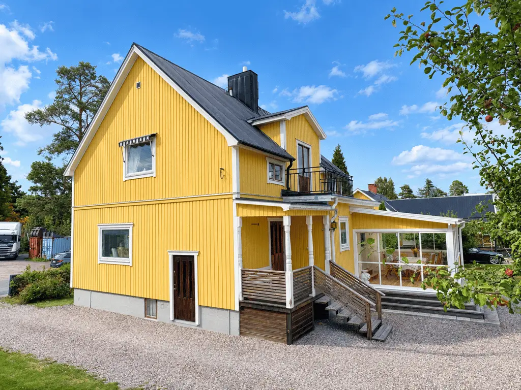 Bild 1 av 4 på Valsargatan 57