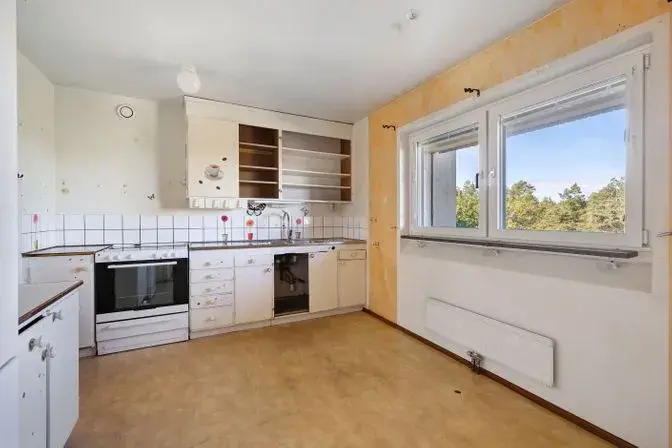 Apartment, Fageredsgränd 8, Älvsjö. Photo 1 of 23