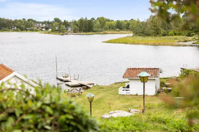 Bild 1 av 15 på Östra Strandvägen