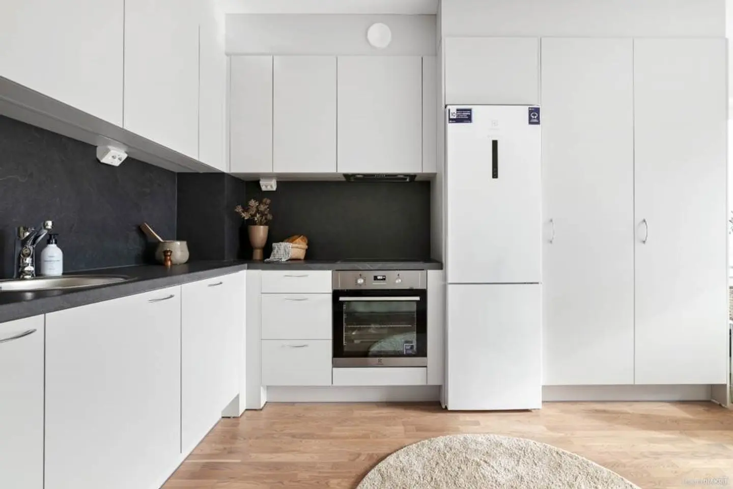 Apartment, Segersällsvägen 3, vån 2, Järfälla. Photo 1 of 6