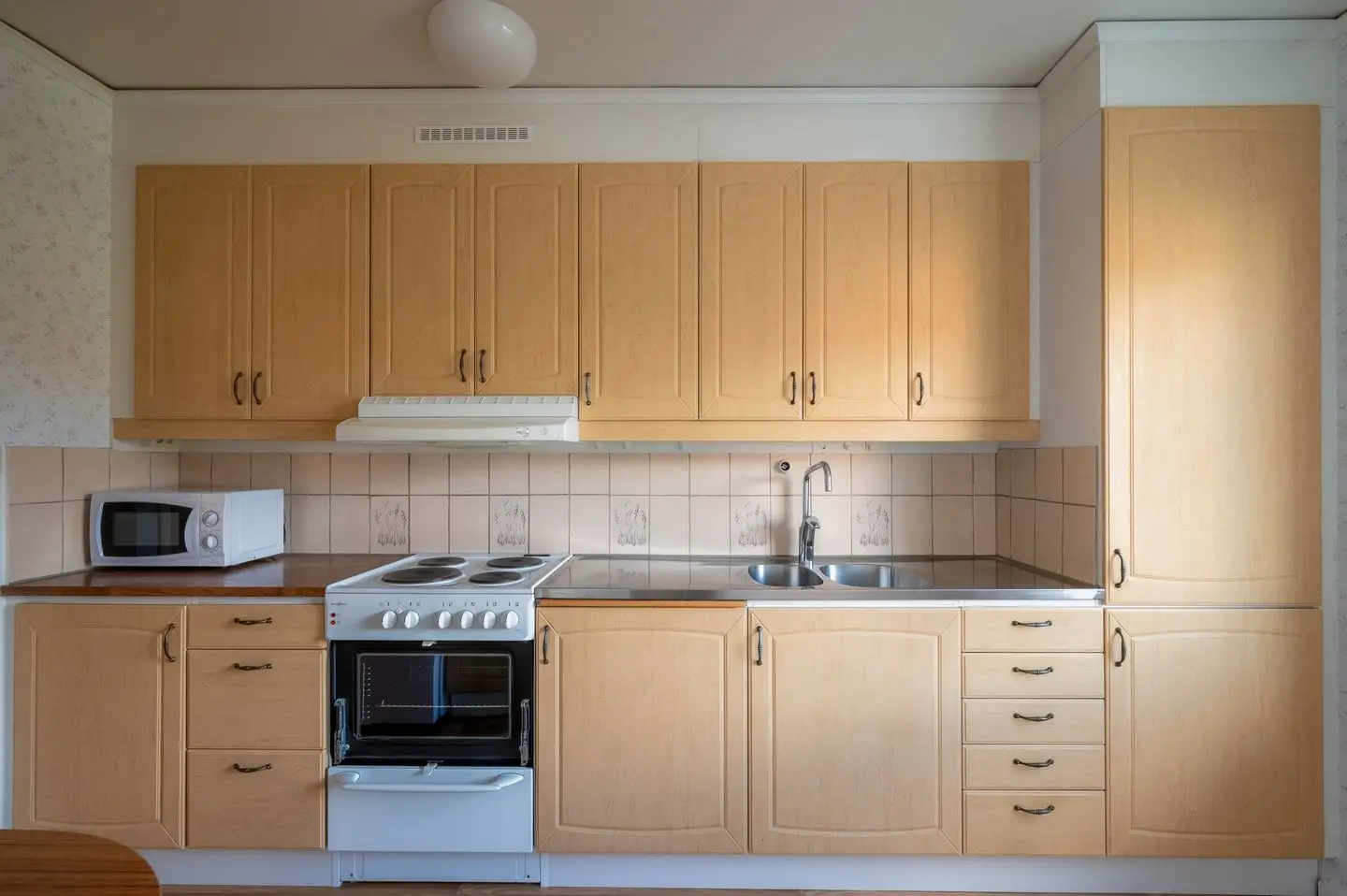 Lägenhet, Regeringsvägen 21, Nyköping. Bild 1 av 31