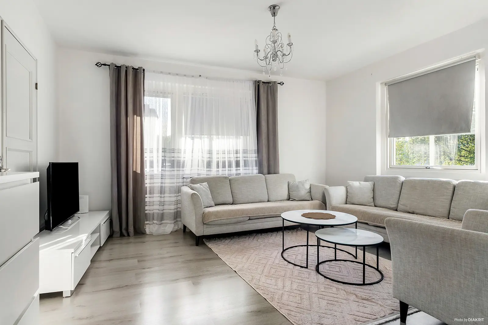 Image 1 of 17 of Huldregatan 23b
