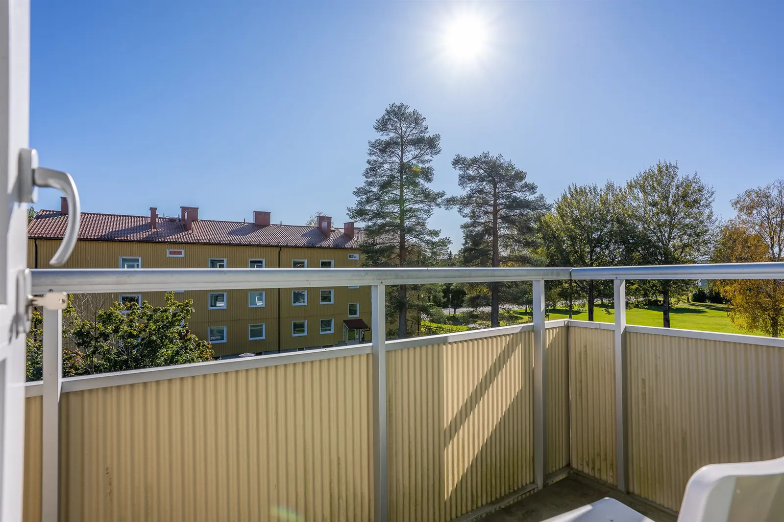 Bild 1 av 18 på Tjärngatan 15A