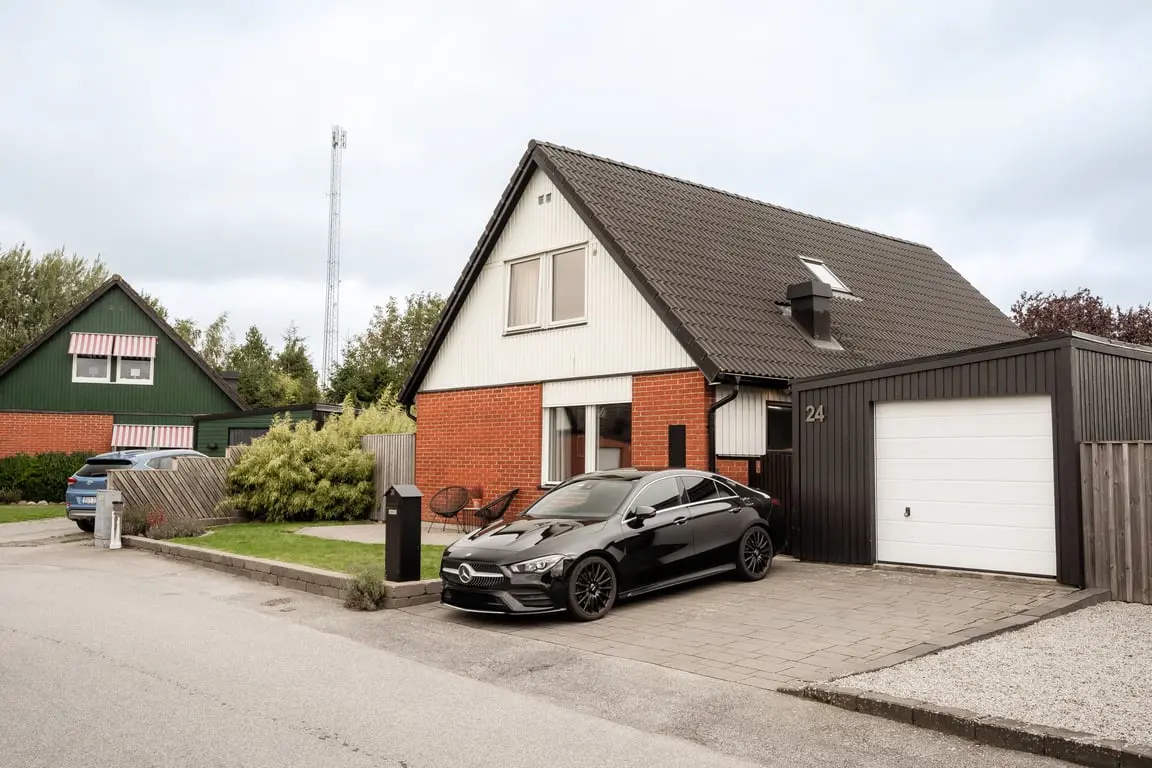 Villa, Sandgrens väg 24, Svedala. Bild 1 av 40