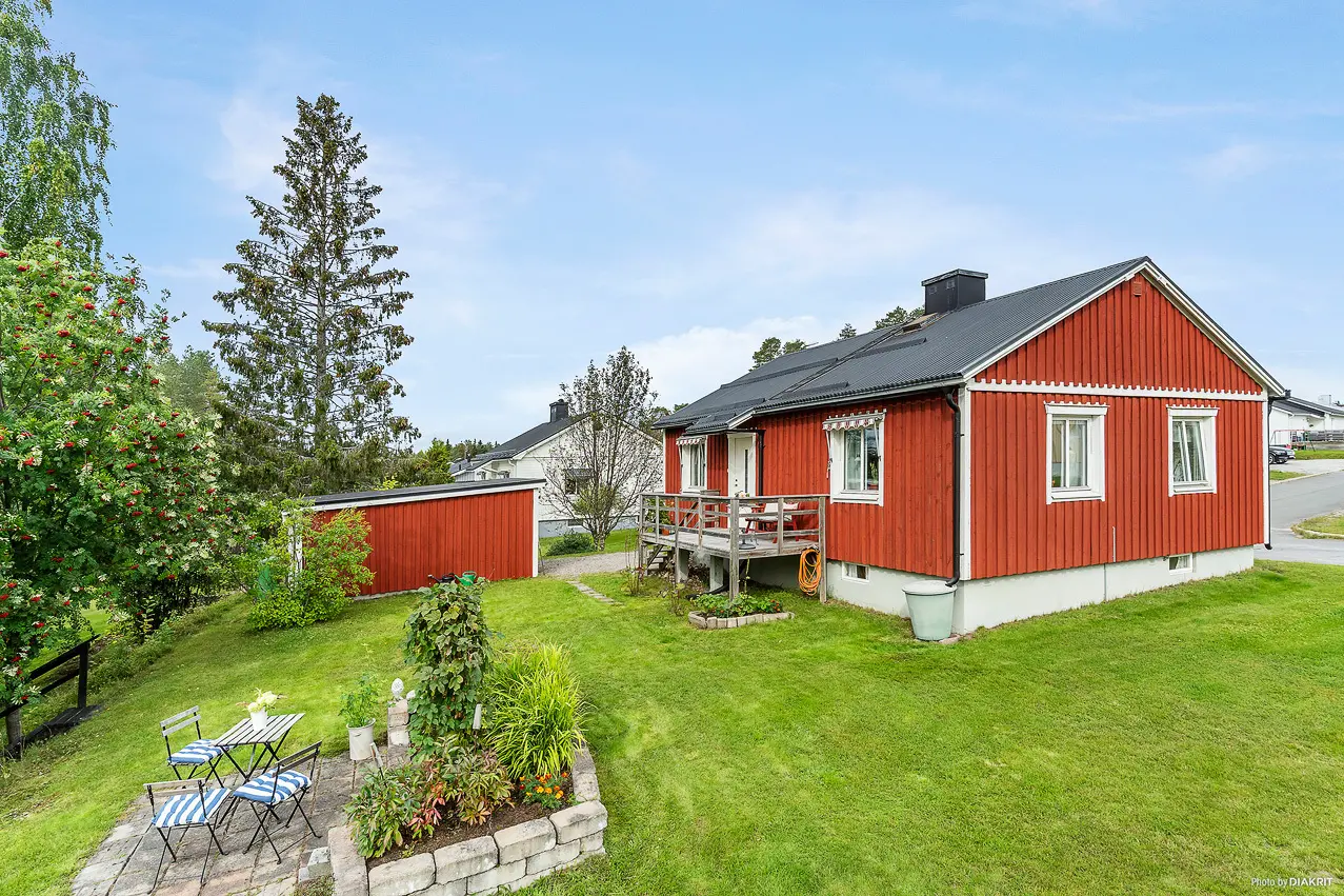 Villa, Orrstigen 29, Kalix. Bild 1 av 26