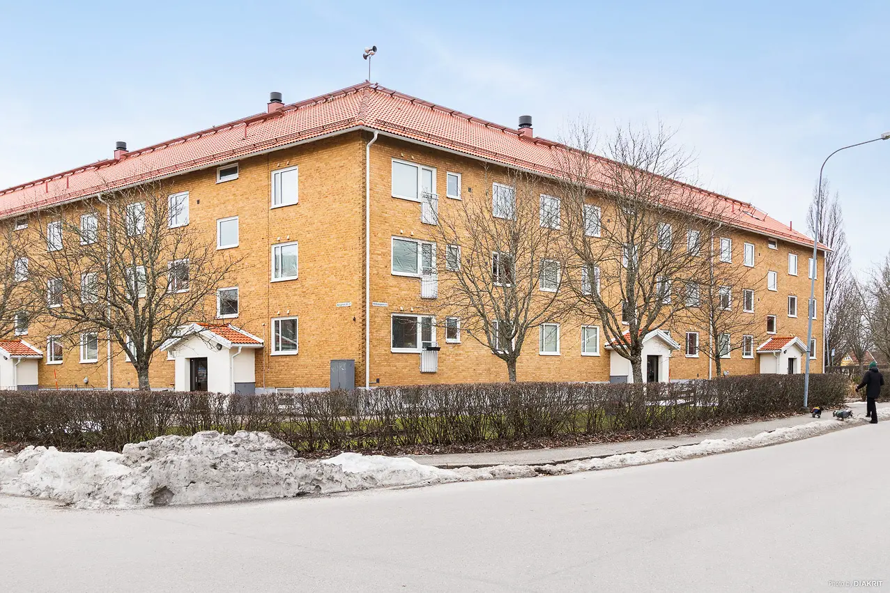 Lägenhet, Bangatan 25, Vänersborg. Bild 1 av 16