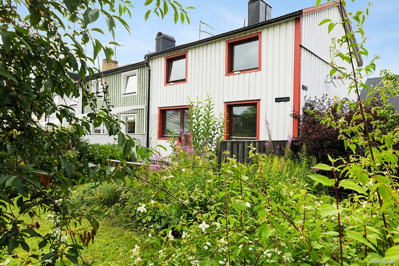 Semi-detached/terraced, Lagmansgatan 20, Strömsund. Photo 1 of 27