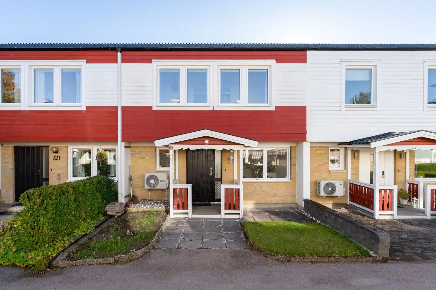 Villa, Trumpetvägen 123, Eskilstuna. Bild 1 av 40