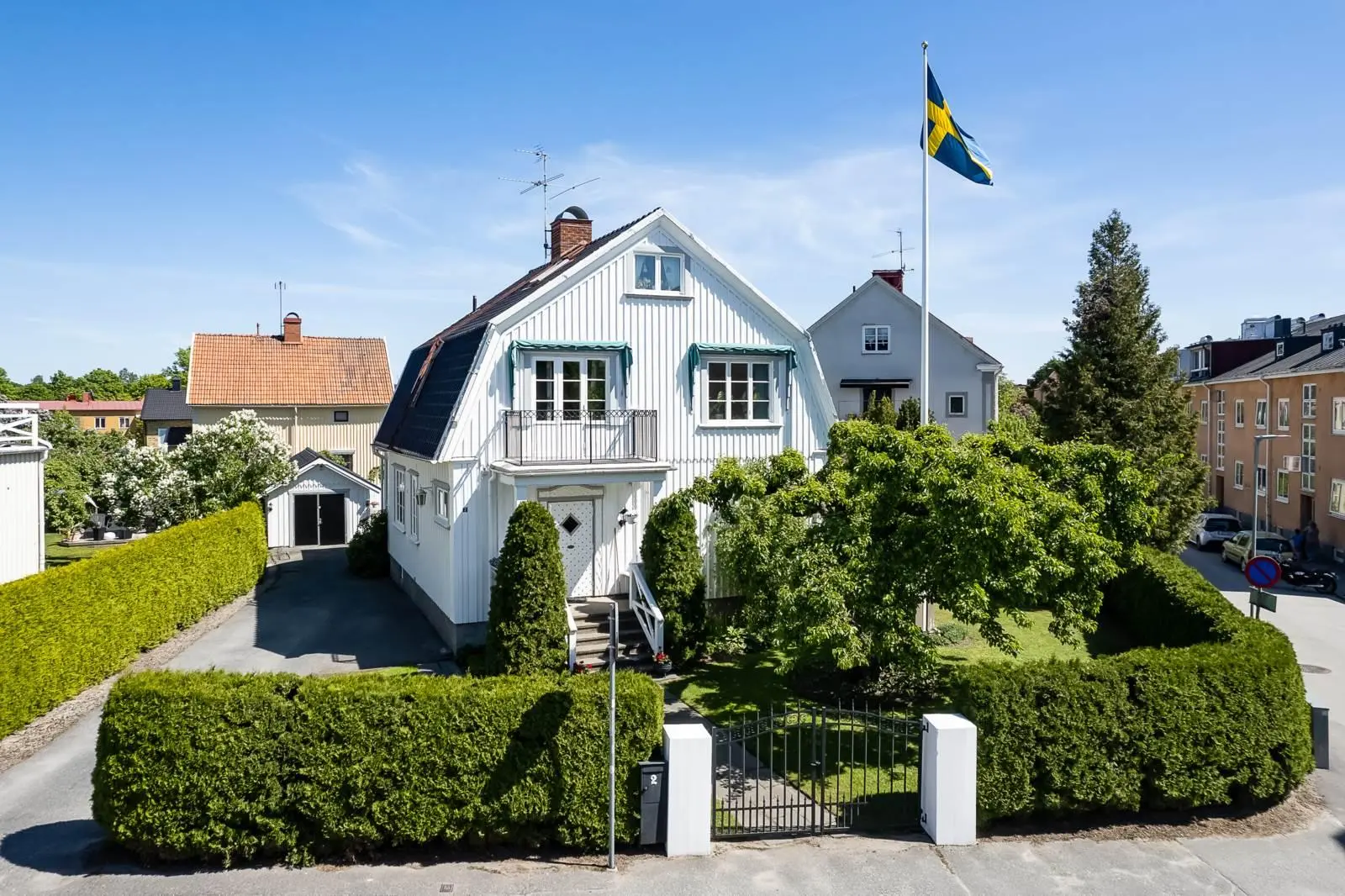 Bild 1 av 40 på Bergslagsgatan 2