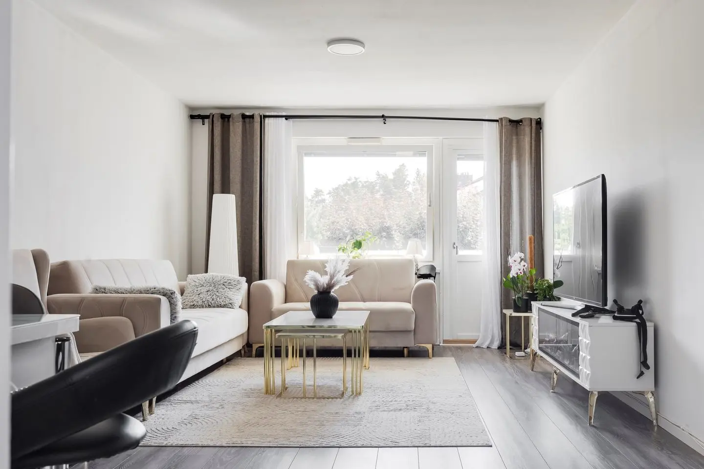 Bild 1 av 20 på Bondskogsvägen 45C