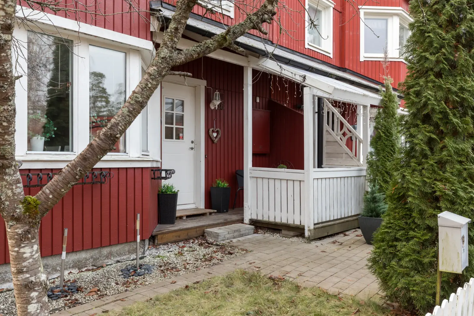 Image 1 of 19 of Siriusgatan 36