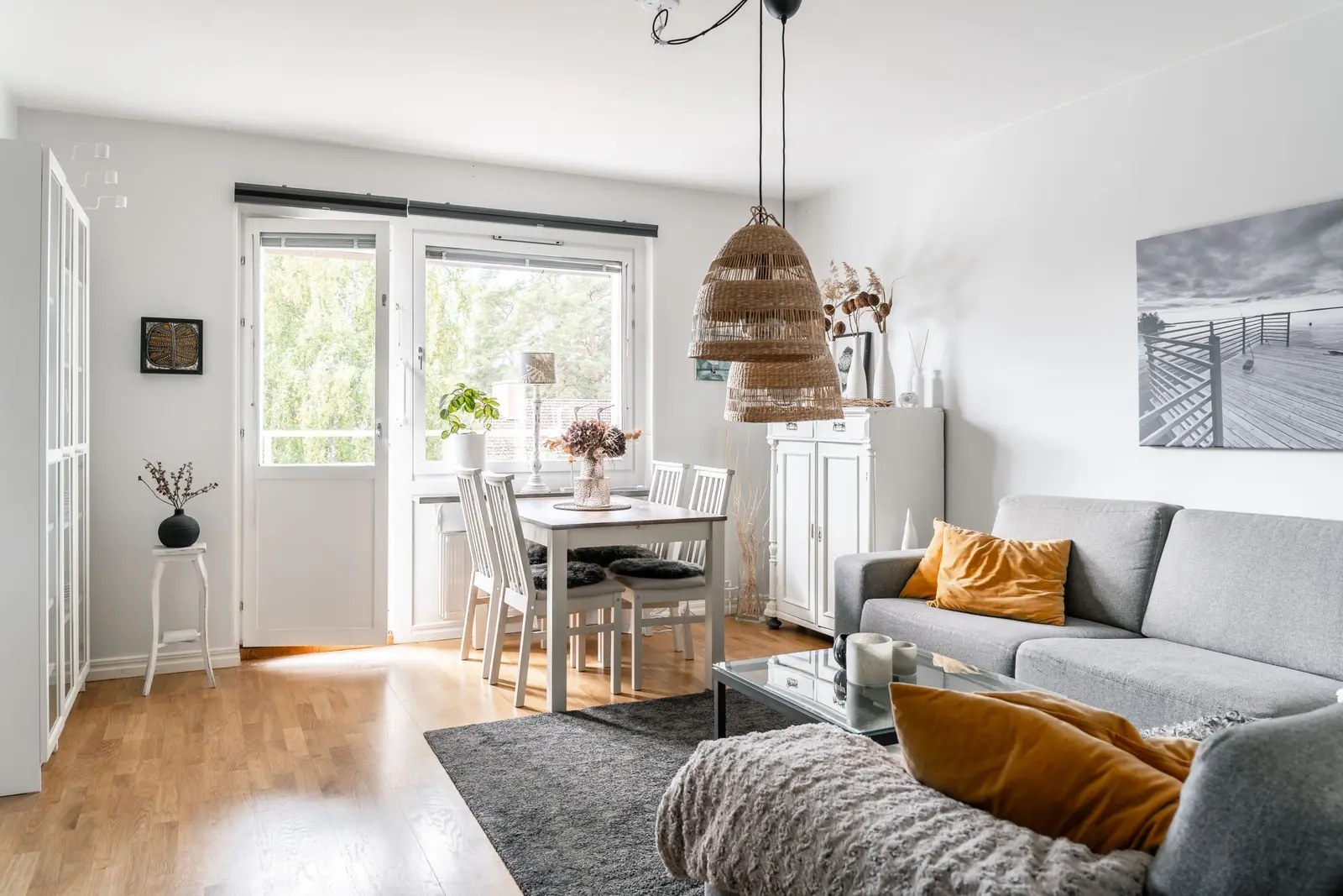 Apartment, Haga parkgata 10B, Västerås. Photo 1 of 27