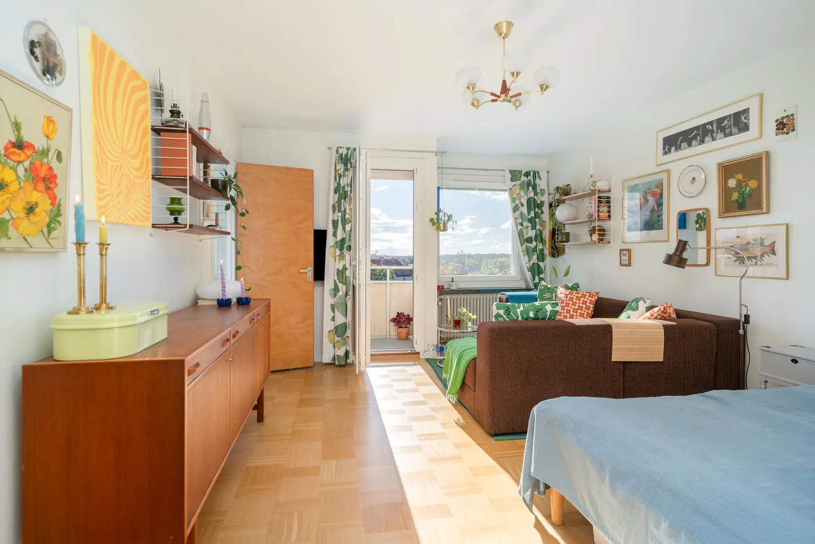 Apartment, Astrakangatan, Stockholm. Photo 1 of 28