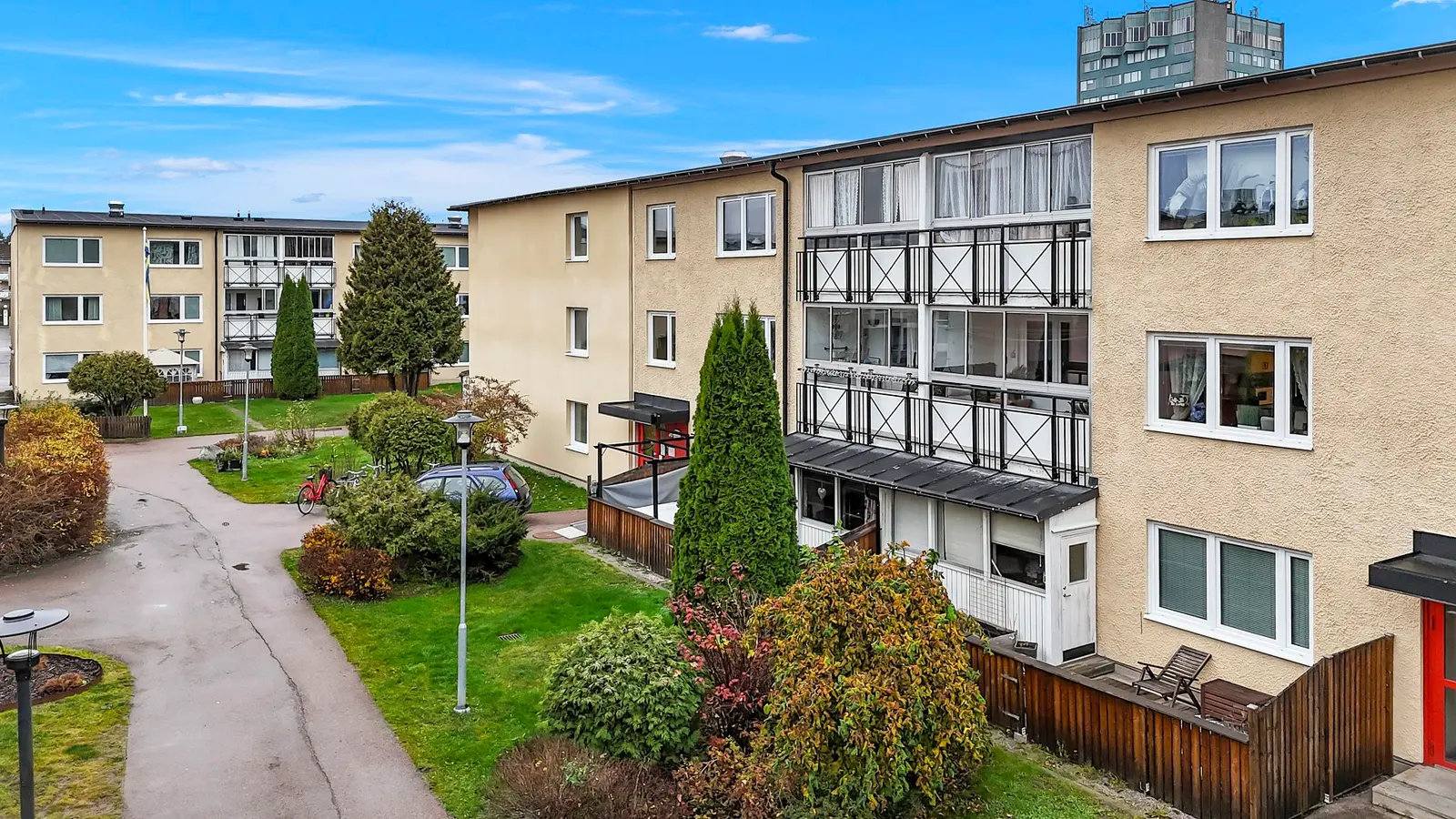 Lägenhet, Benvägen 36, Västmanland. Bild 1 av 16