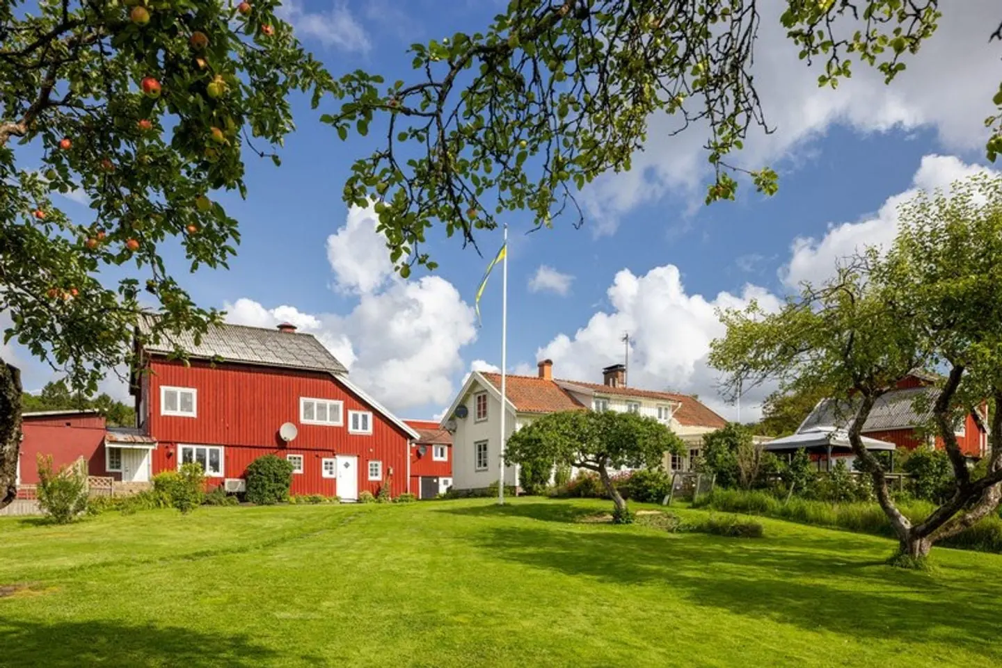 Bild 1 av 40 på Torredsvägen