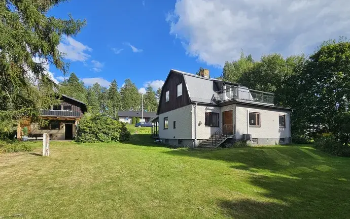 House, Granvägen 4, Filipstad. Photo 1 of 20