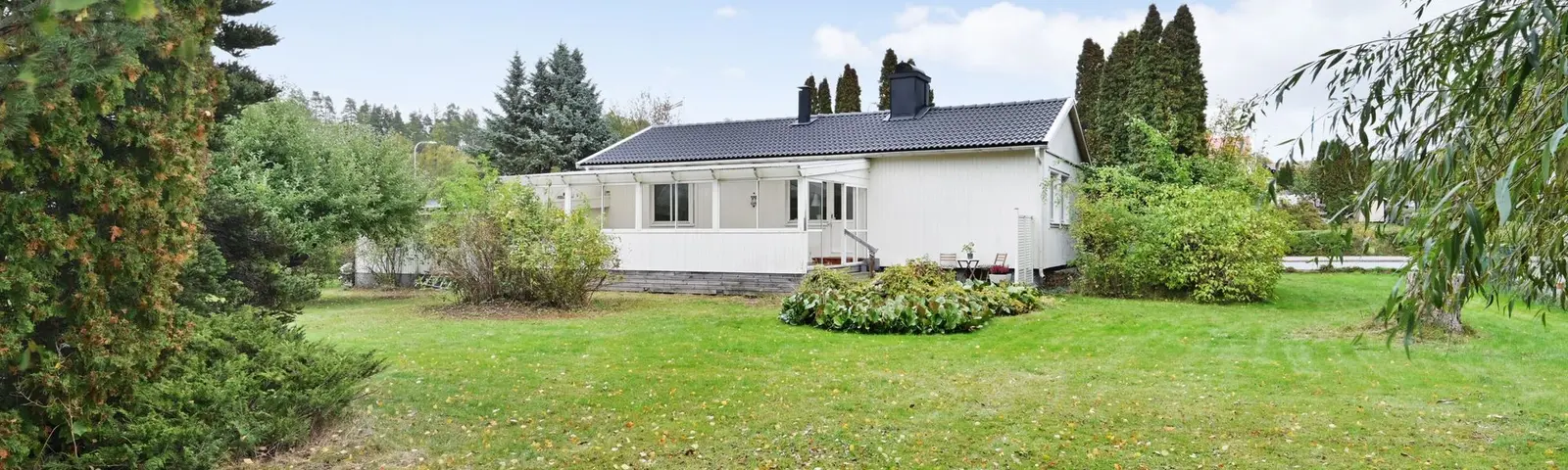 House, Frejavägen 6, Upplands Väsby. Photo 1 of 38