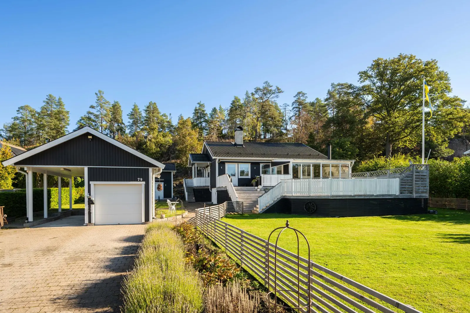 House, Mörtviksvägen, Huddinge. Photo 1 of 20