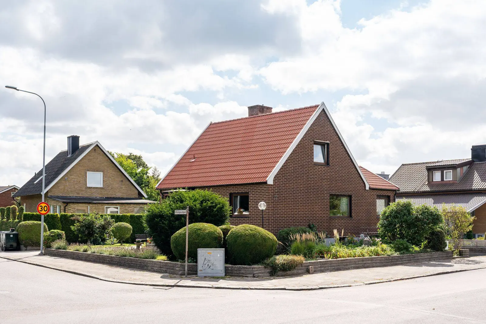 Villa, Vångavägen 22, Eslöv. Bild 1 av 31