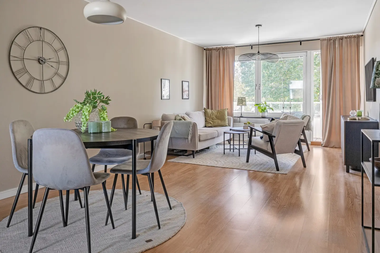 Lägenhet, Gräslöksgatan 26, Uppsala. Bild 1 av 36