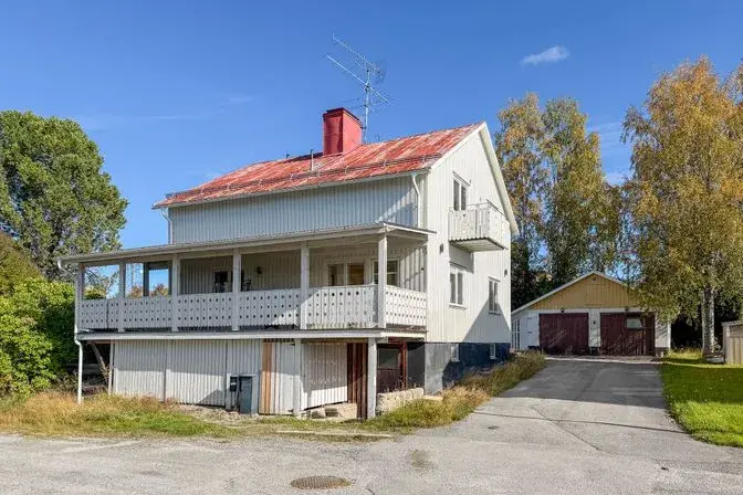 Bild 1 av 39 på Västra Holmgatan 8