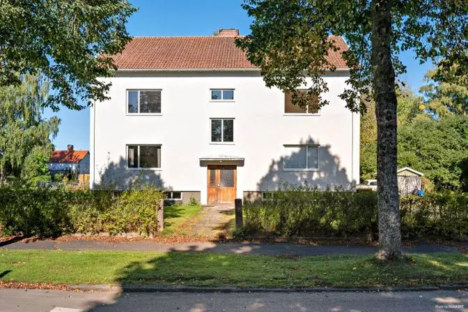 Lägenhet, Strömgatan 39, Ljungby. Bild 1 av 16