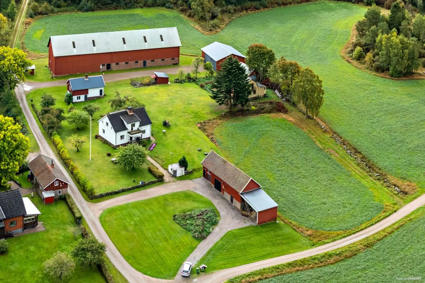Bild 1 av 35 på Venavalla Rättaregården 1