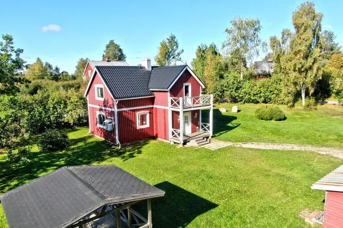 Villa, Emil Lindgrens väg 8, Karlsborgsverken. Bild 1 av 18